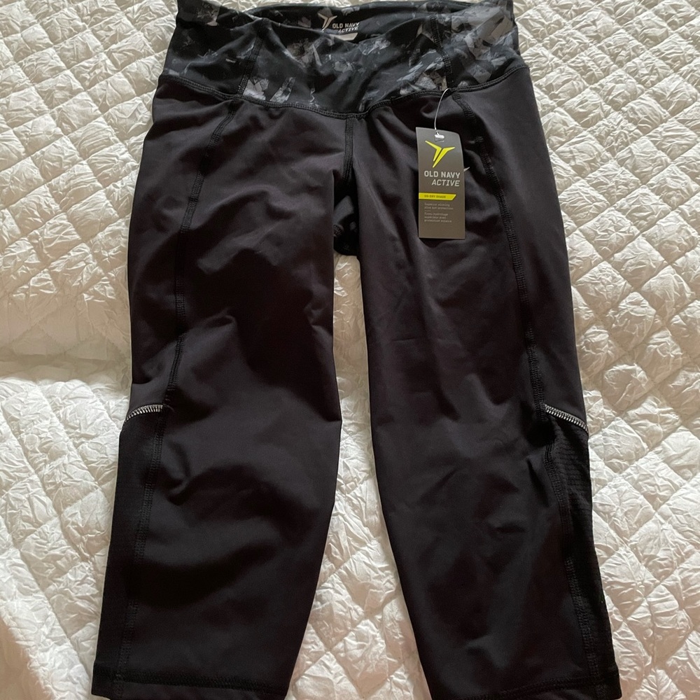 Cropped leggings brand new with tag